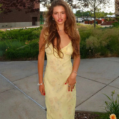 Florales Maxikleid mit tiefem Rückenausschnitt für den Sommer