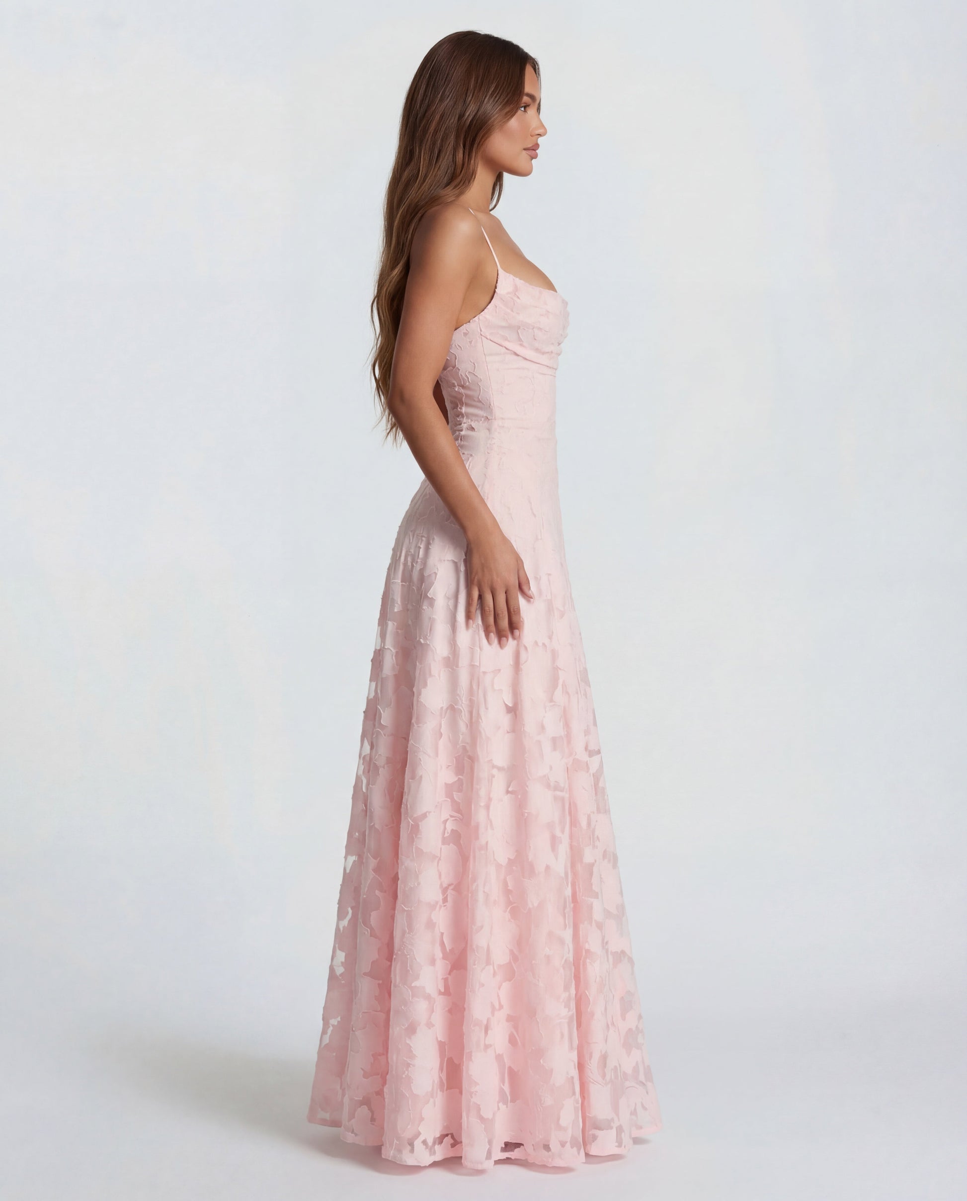 Elegantes Spitzen-Maxikleid für Damen mit Spaghettiträgern