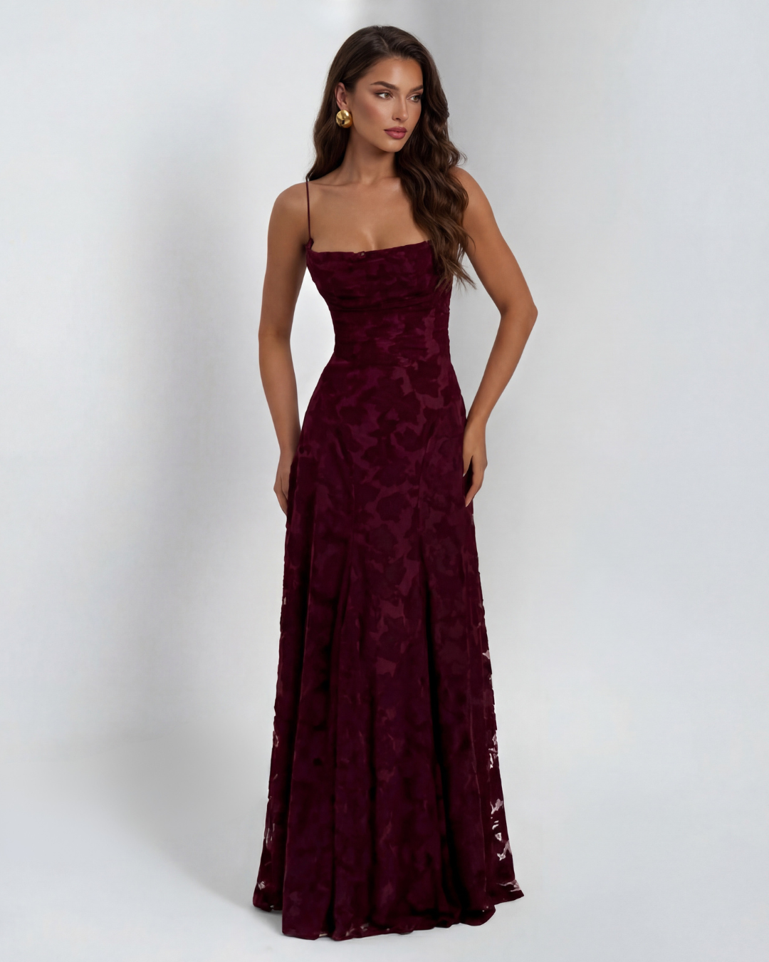 Damen Abendkleid aus Spitze in Maxilänge für festliche Anlässe