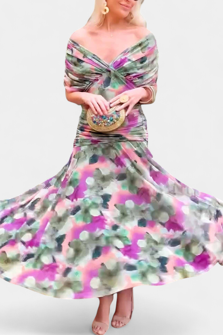 Blumenmuster und V-Ausschnitt des eleganten Maxikleids