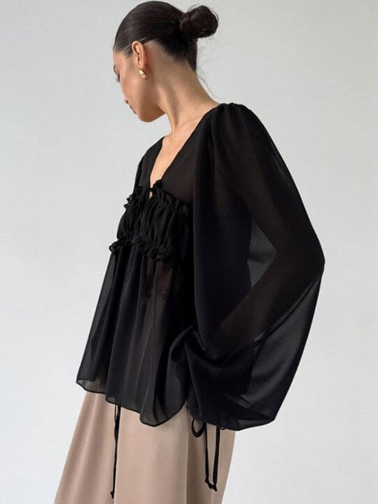 Chiffon-Bluse mit Rüschen, V-Ausschnitt und Bindeband, Weiß