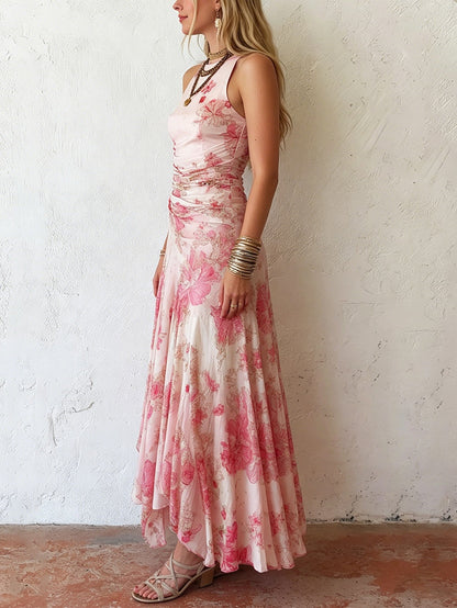 Rosa Midikleid für Damen mit floralem Muster und Neckholder im Detail