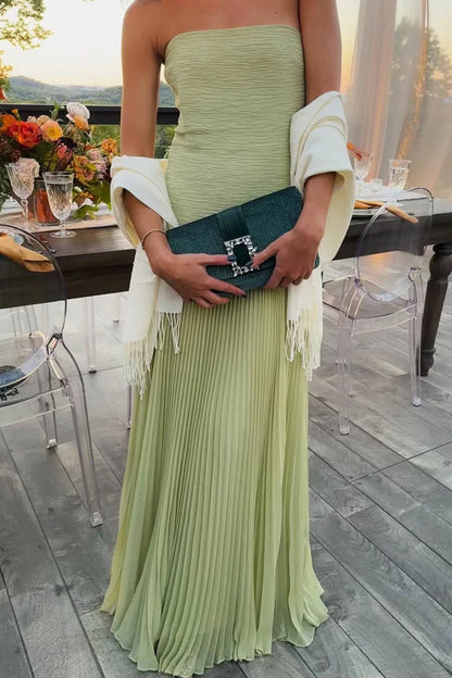 Damen-Abend-Maxikleid mit trägerlosem Ausschnitt und plissiertem Stoff