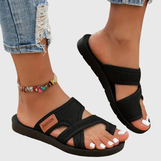 Damen Sandalen mit konturiertem Fußbett in Seitenansicht