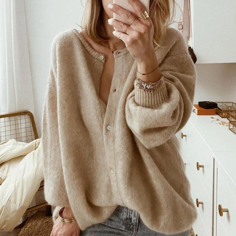 Damen-Strickjacke aus weichem Strick mit praktischer Knopfleiste