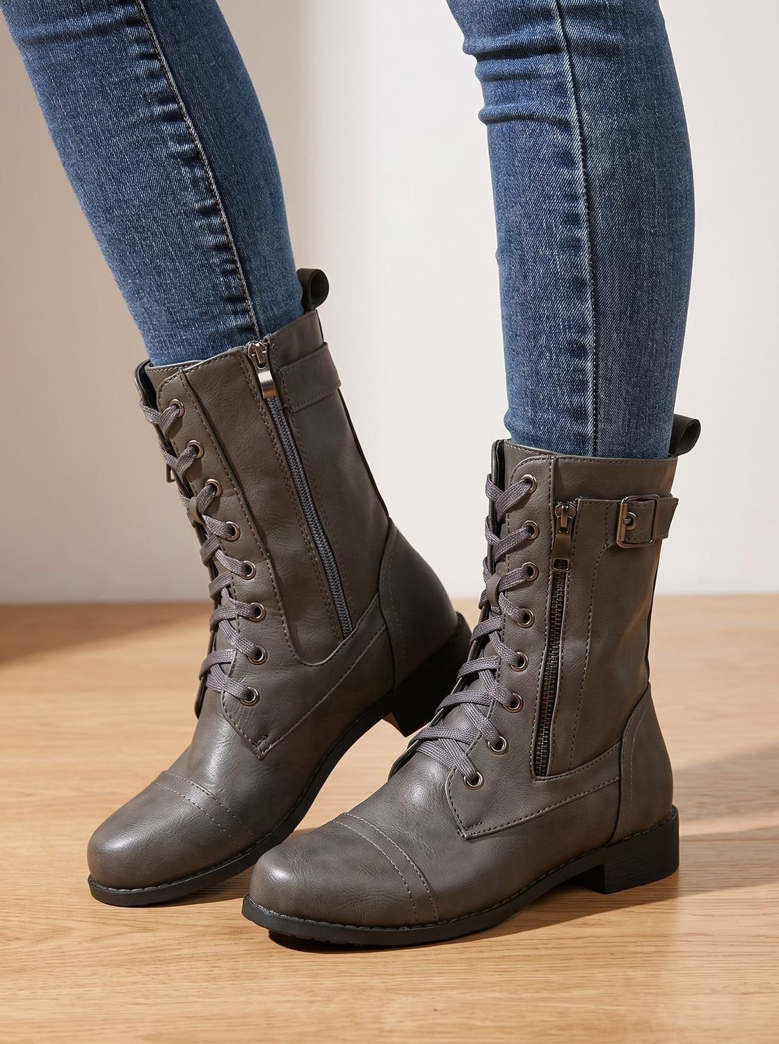 Damen-Combat-Boots aus Kunstleder mit Schnürung