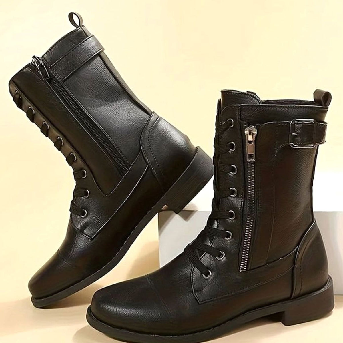 Damen Schnürboots Mit Seitenreißverschluss Aus Kunstleder