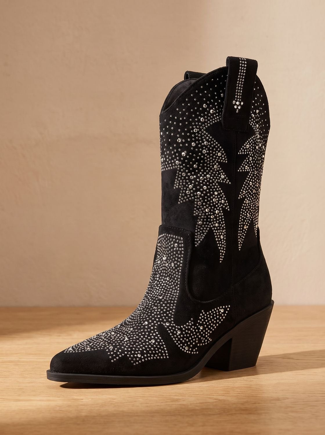Seitliche Ansicht der Damen-Cowboy-Boots mit mittelhohem Schaft