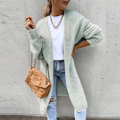 Klassische Strickjacke